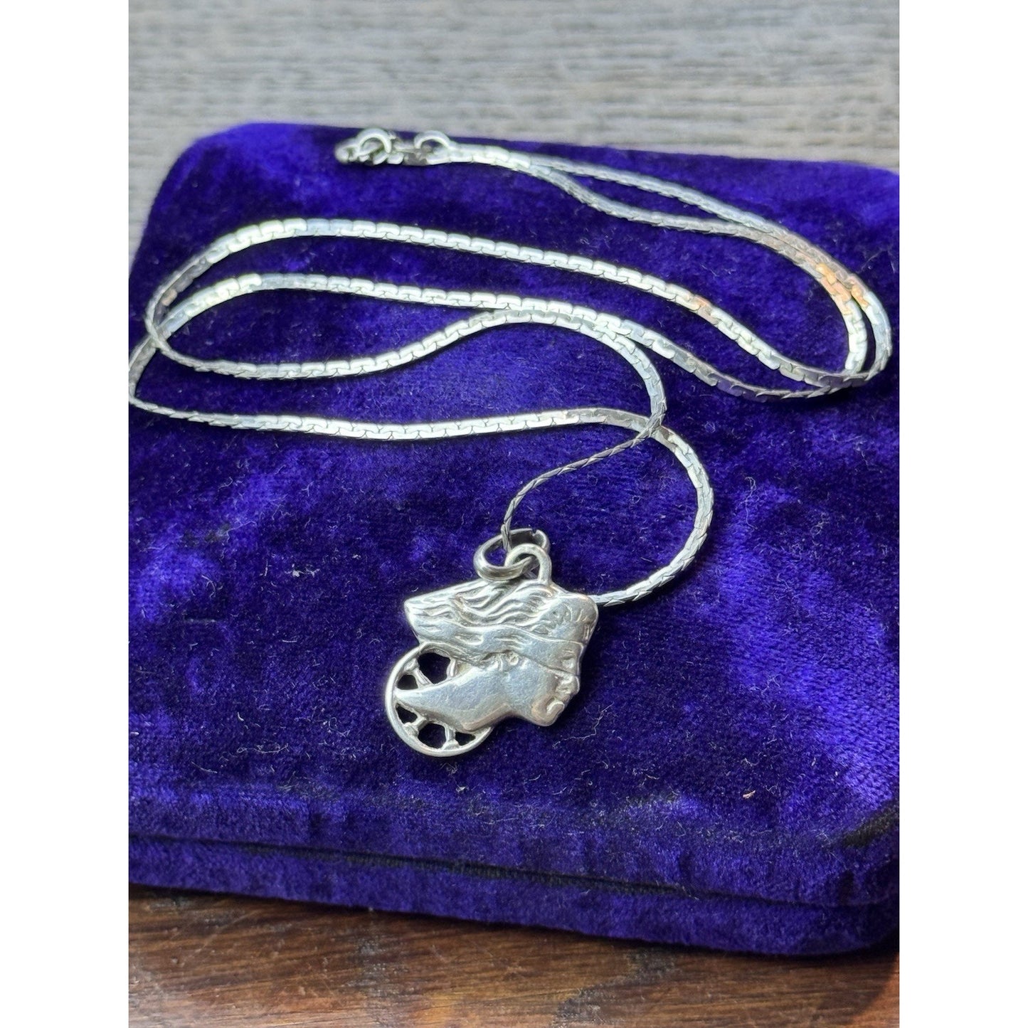 Art Nouveau Style Sterling Silver Woman Pendant Necklace 19.75” Italy 925 1”