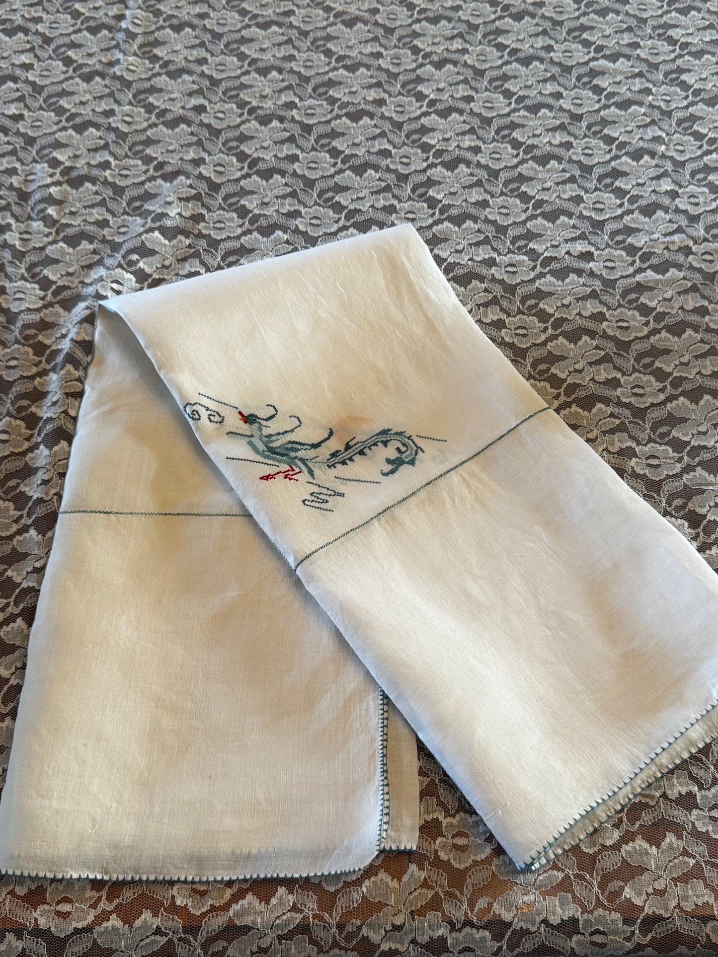 Vintage Chinoiserie Table Topper Cross Stitch Phoenix Motif 36” Linen Square