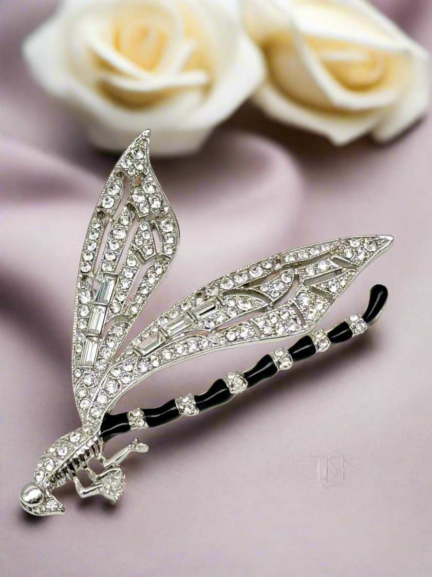 KENNETH J LANE KJL BRILLIANT CRYSTAL ENAMEL DRAGONFLY BROOCH PIN Original Case