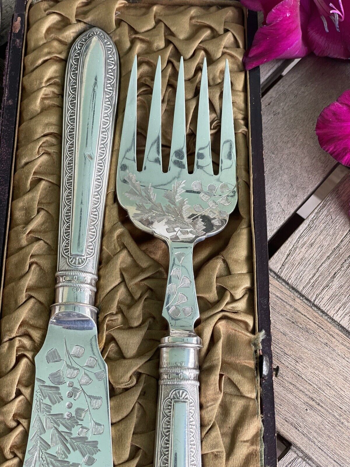 VICTORIAN Serving Set ANTIQUE Allen & Darwin In Case SILVER-PLATE