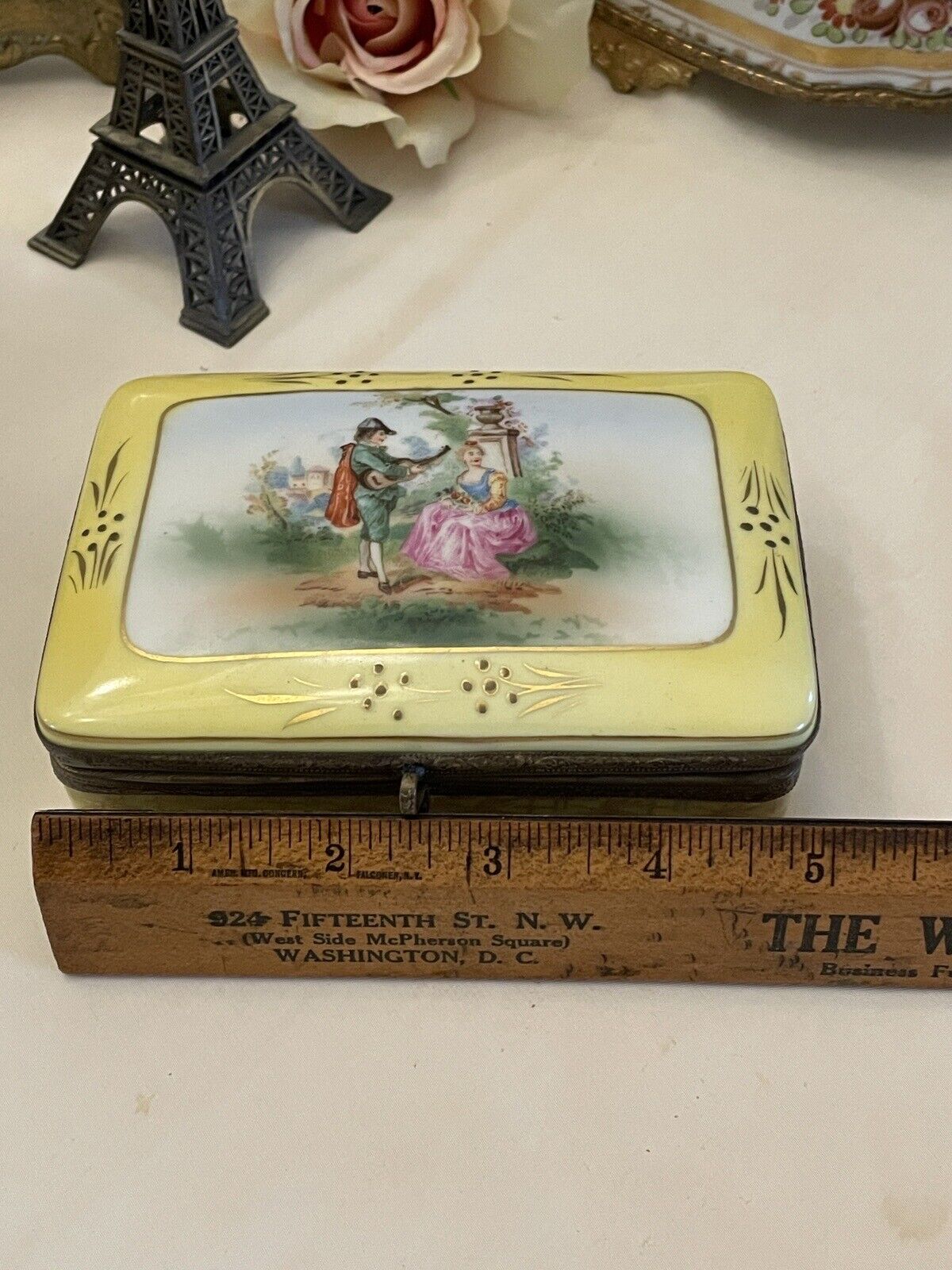 Antique Limoges Style Box Courting Couple Graf Von Henneberg JLMENAU