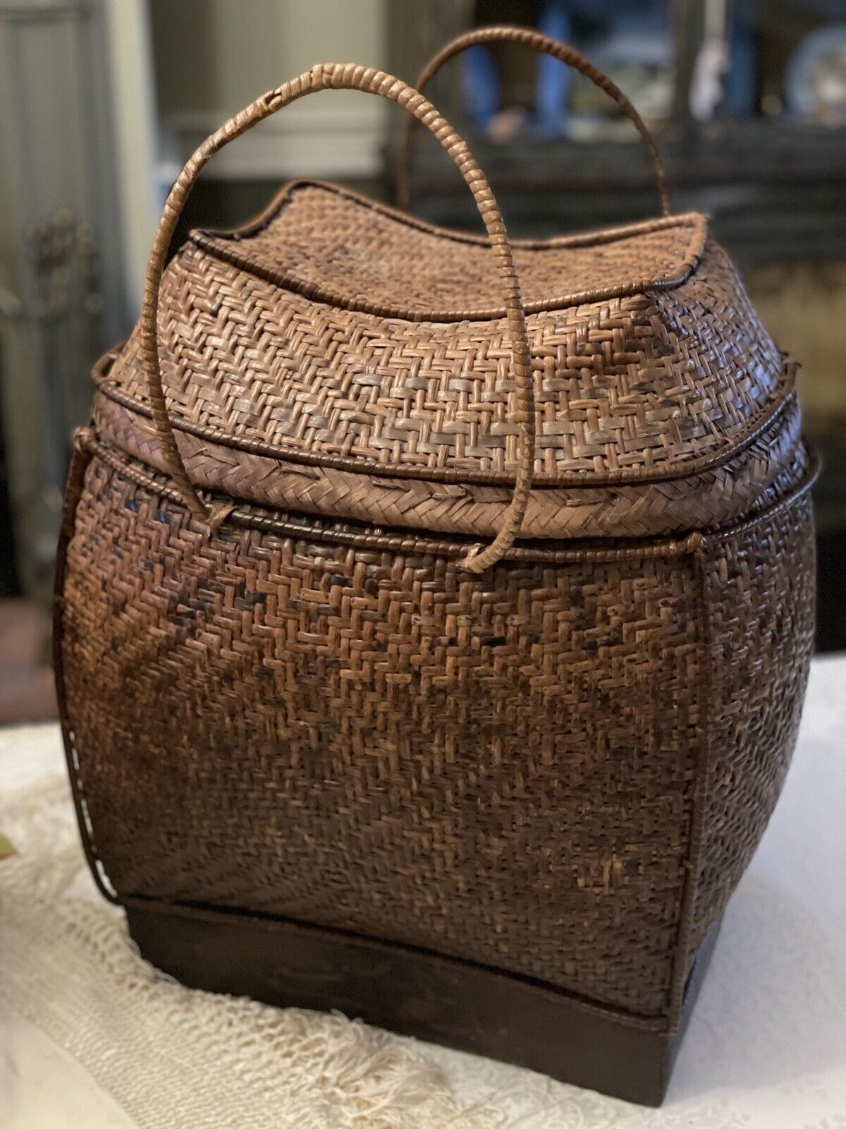 Vintage Basket Filipino Woven Pack Style Lid & Handles circa 17.5” X 13” X 15”