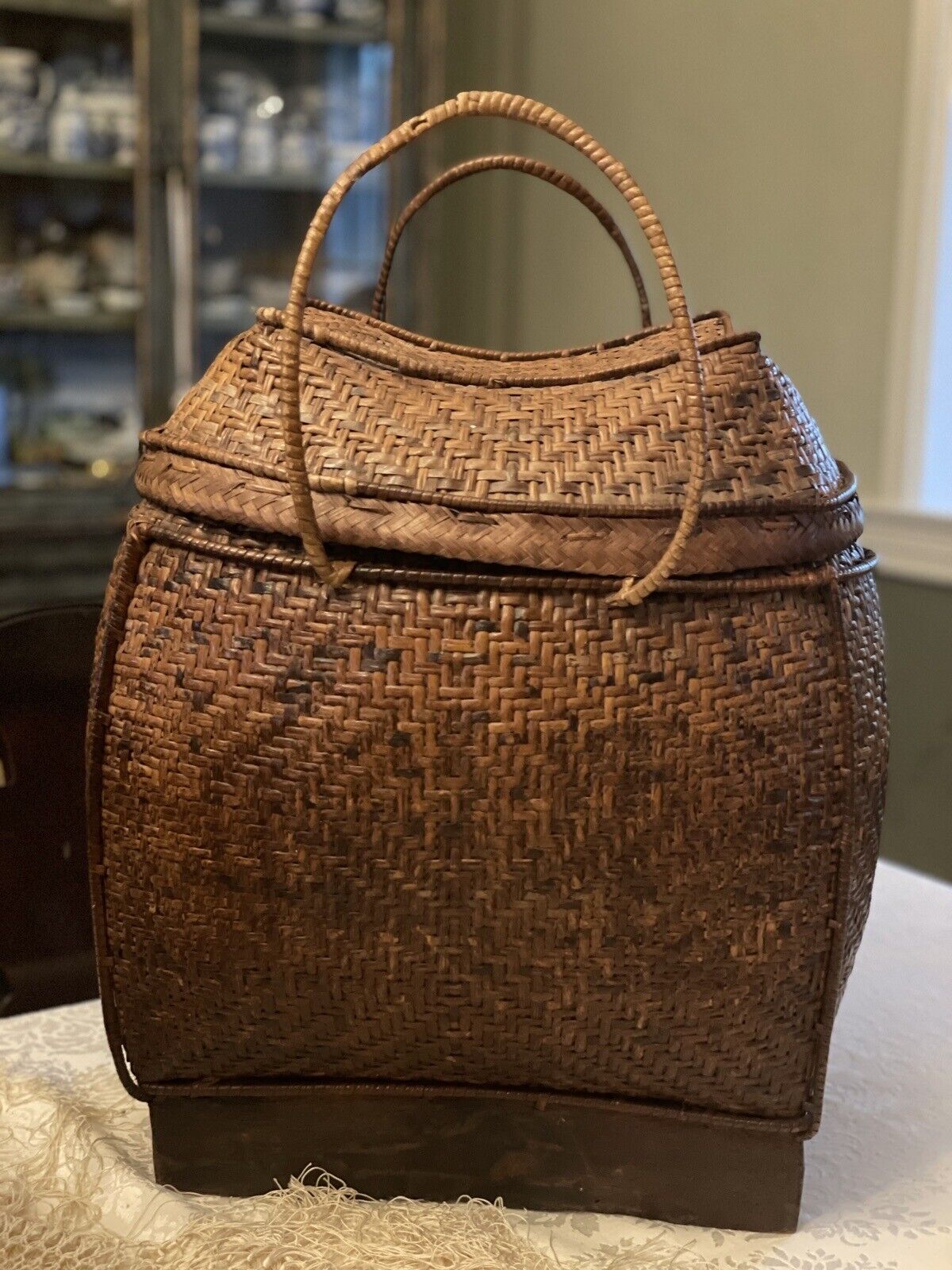 Vintage Basket Filipino Woven Pack Style Lid & Handles circa 17.5” X 13” X 15”