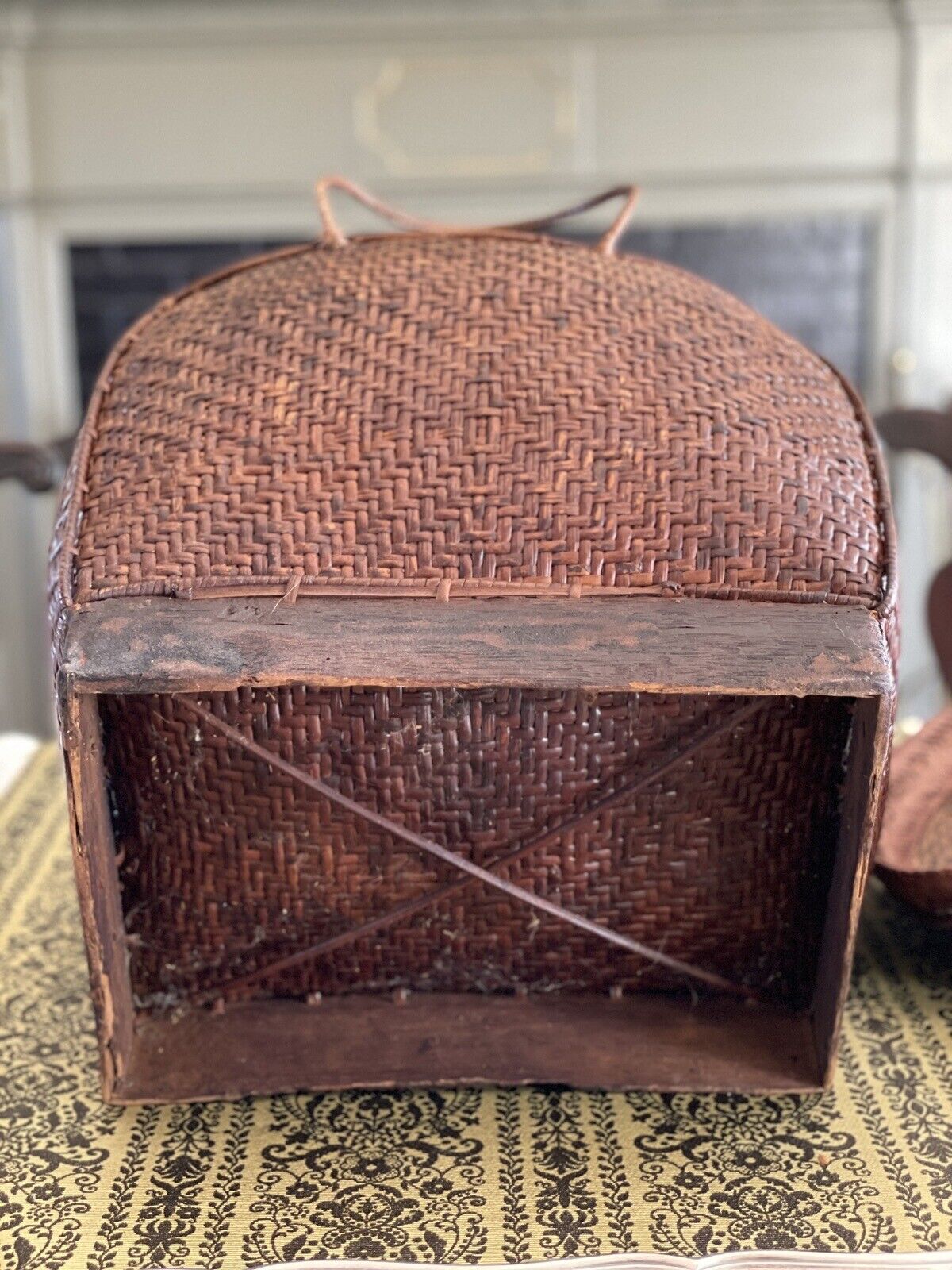Vintage Basket Filipino Woven Pack Style Lid & Handles circa 17.5” X 13” X 15”