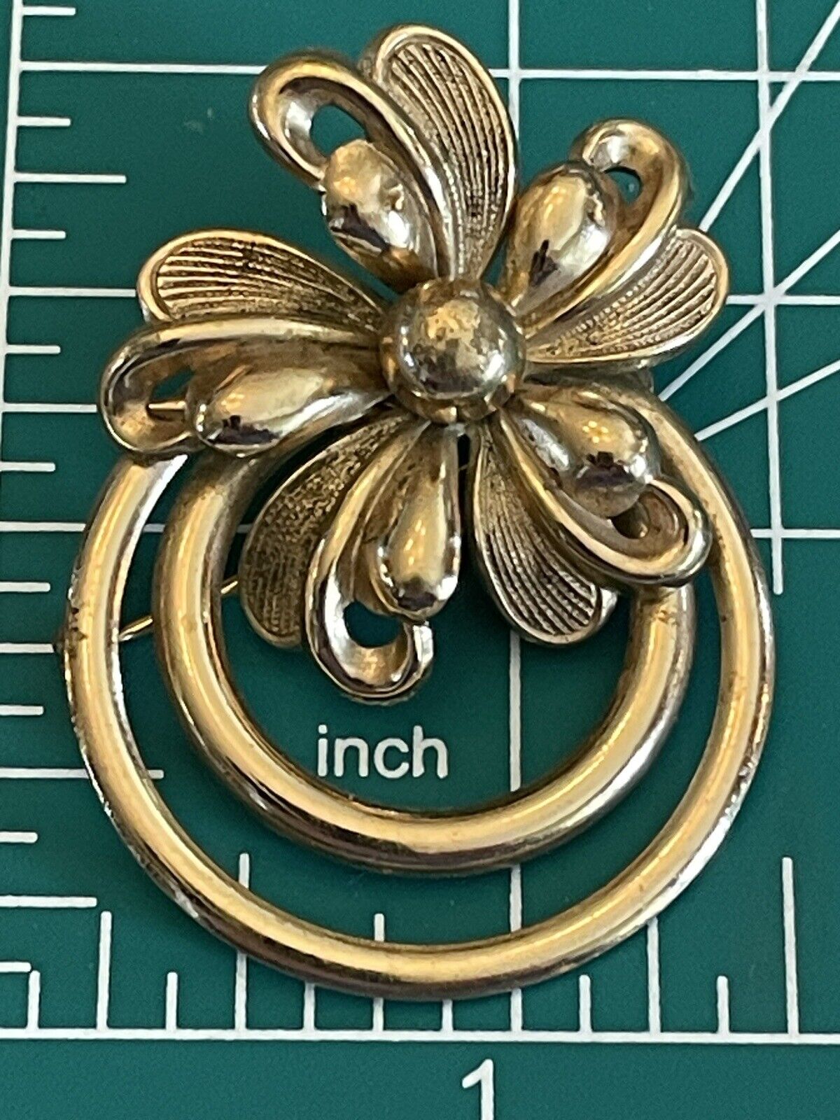 Vintage Goldtone Flower With Rings Brooch