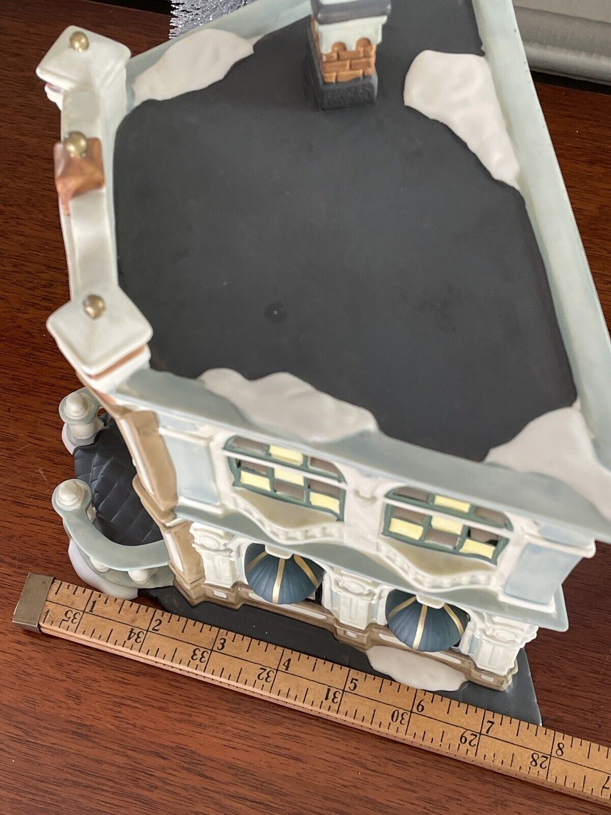 O'Well Heartland Carrington Department Store Ltd Edition 2004 Christmas No Light