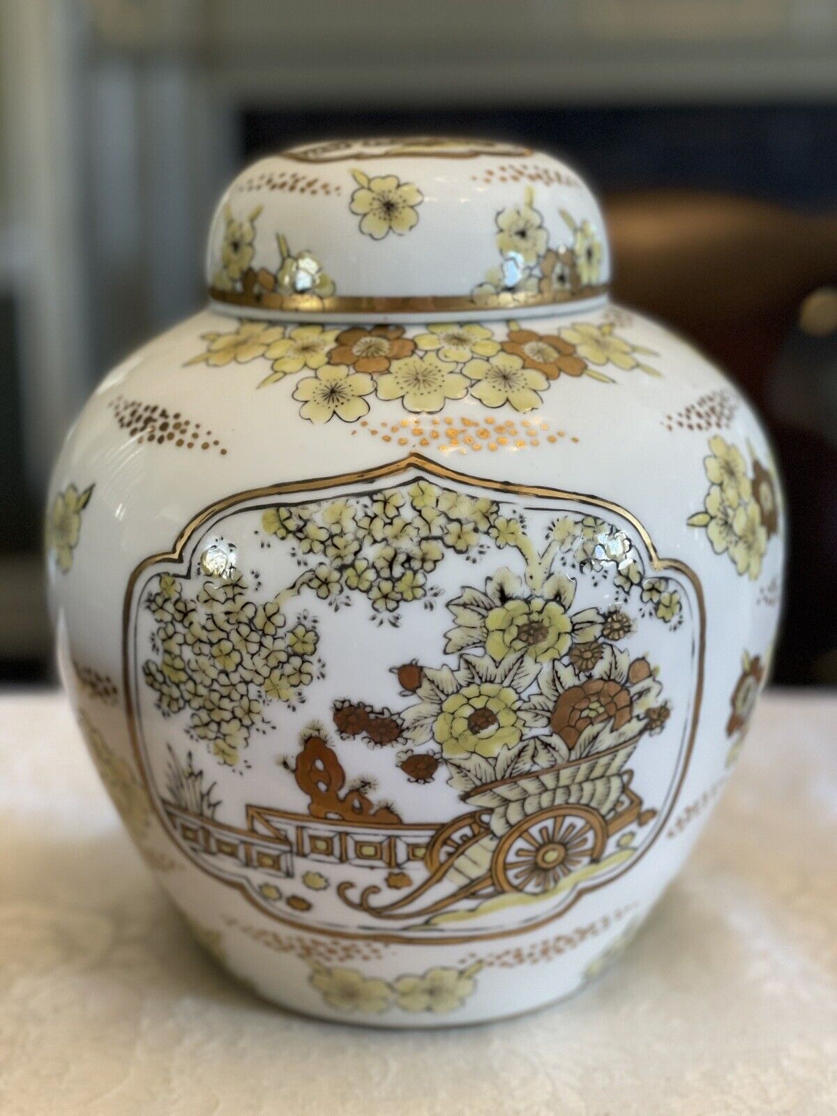 Vintage Japan Gold Imari Hand Painted Wagon/Yellow flowers Vase/Jar Porcelain 9”
