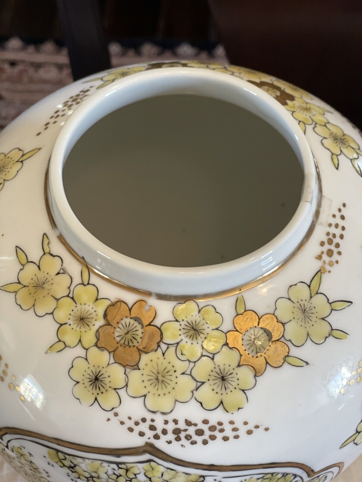 Vintage Japan Gold Imari Hand Painted Wagon/Yellow flowers Vase/Jar Porcelain 9”