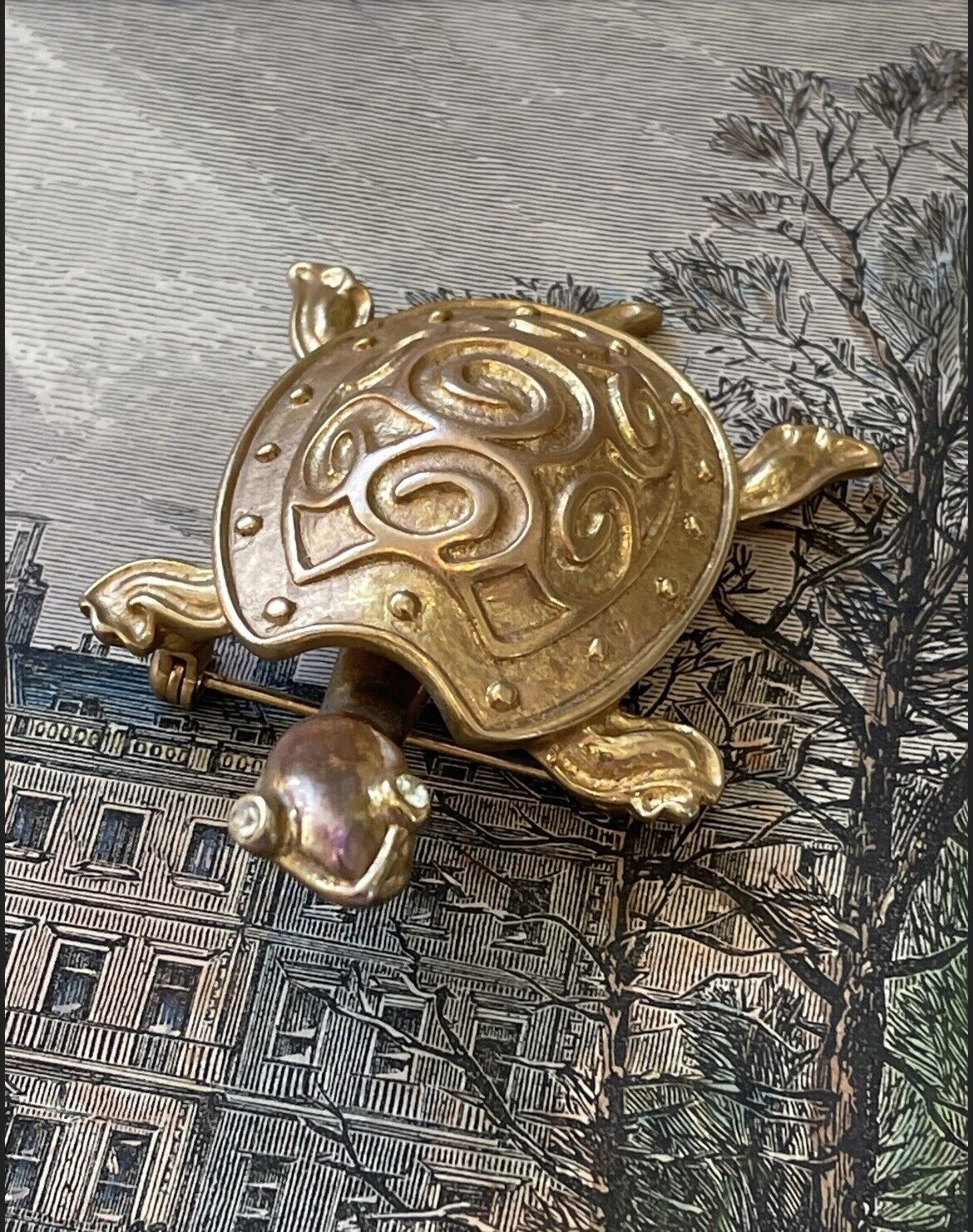 Vintage Turtle Trembler Brooch Goldtone 80s Fun Jewelry