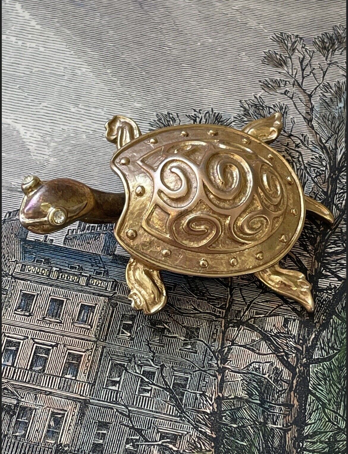 Vintage Turtle Trembler Brooch Goldtone 80s Fun Jewelry