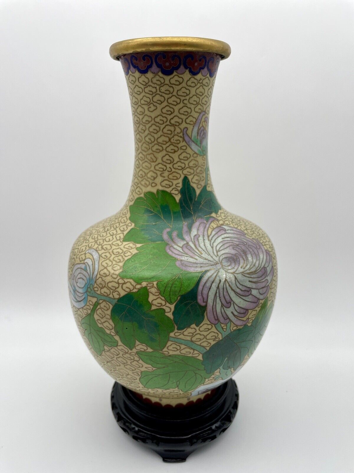 Vintage Chinese Cloisonne Enamel Vase With Wood Chinoiserie Stand Chrysanthemum