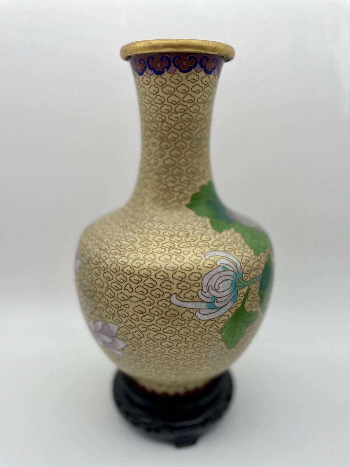 Vintage Chinese Cloisonne Enamel Vase With Wood Chinoiserie Stand Chrysanthemum