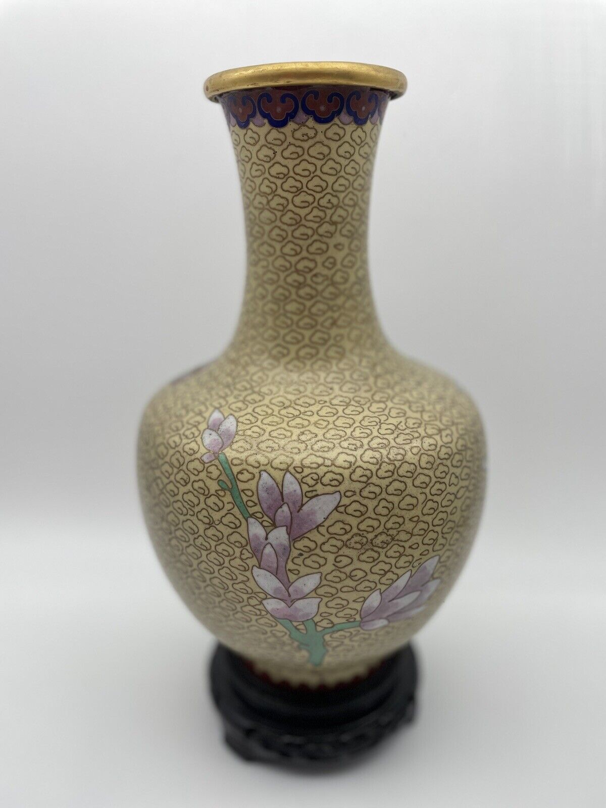 Vintage Chinese Cloisonne Enamel Vase With Wood Chinoiserie Stand Chrysanthemum