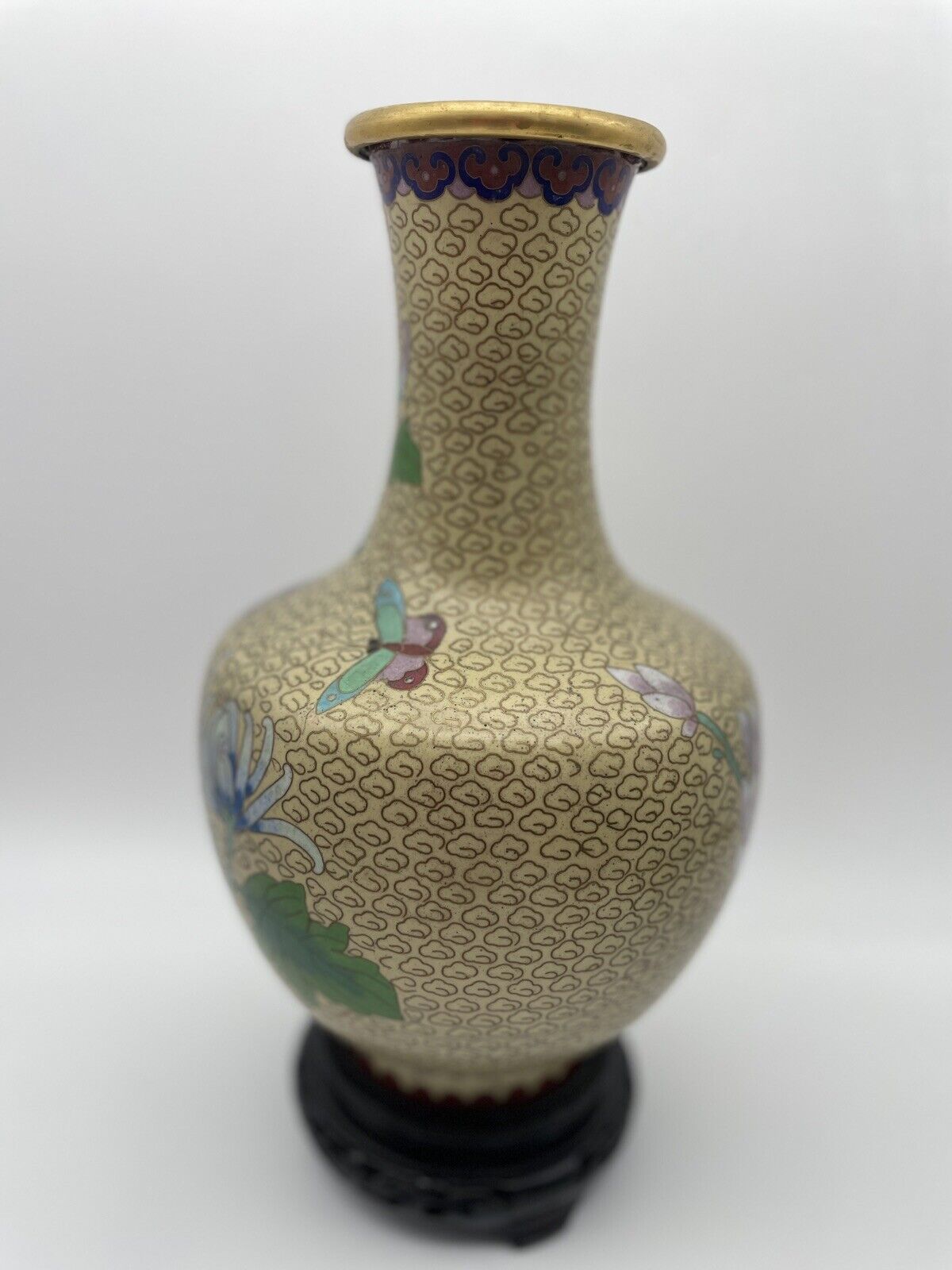 Vintage Chinese Cloisonne Enamel Vase With Wood Chinoiserie Stand Chrysanthemum