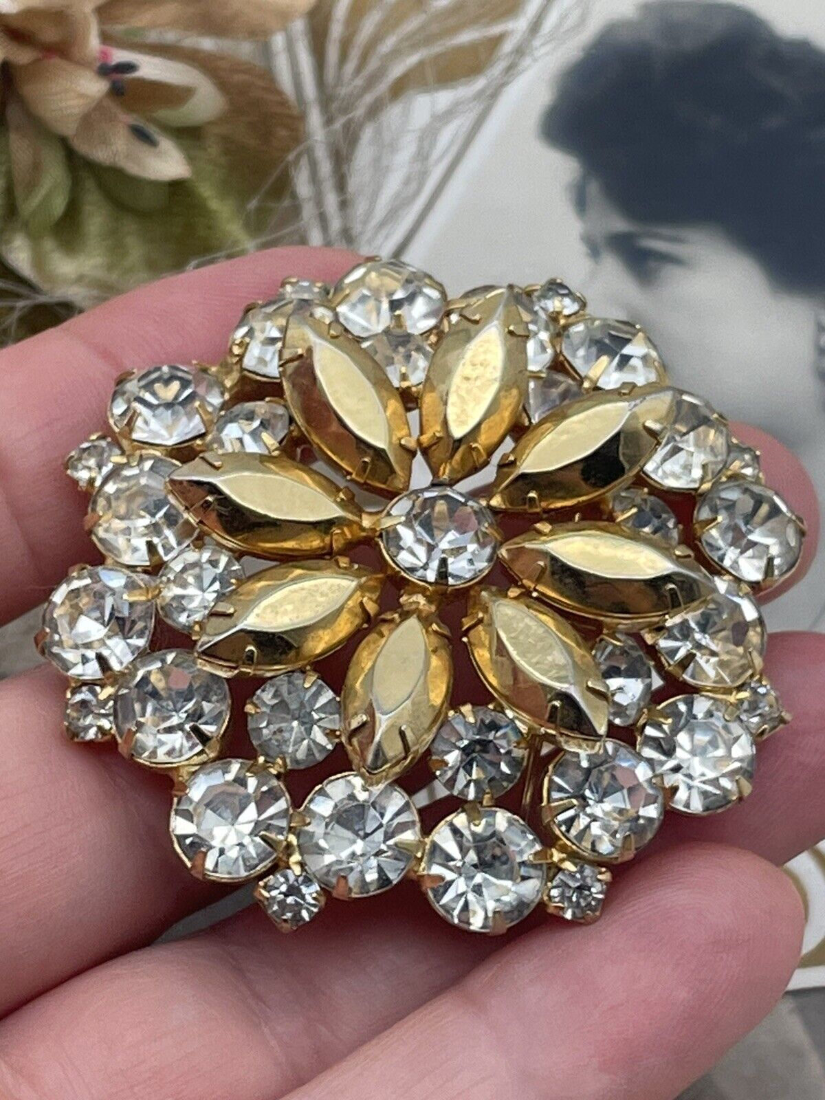 Vintage Brooch Goldtone Clear Rhinestone 1950s Style Multi Layered Tiers