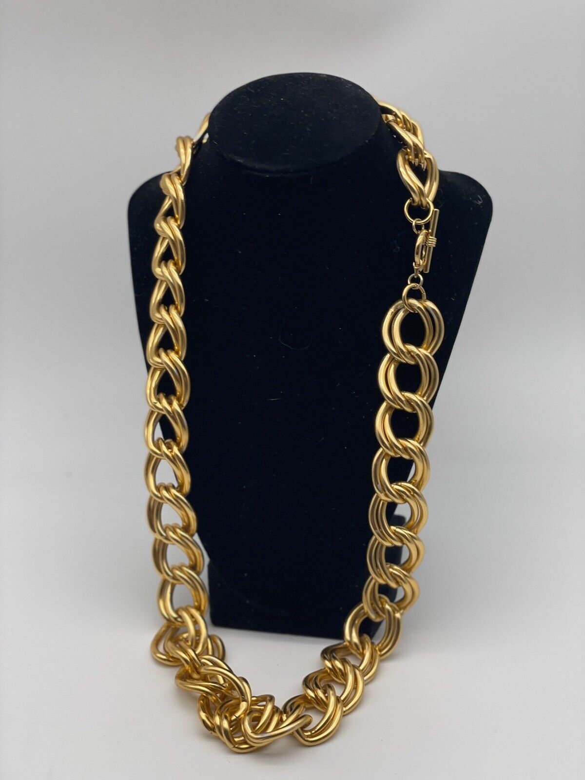 Goldtone Metal Double Link CHUNKY Chain Necklace 30"L