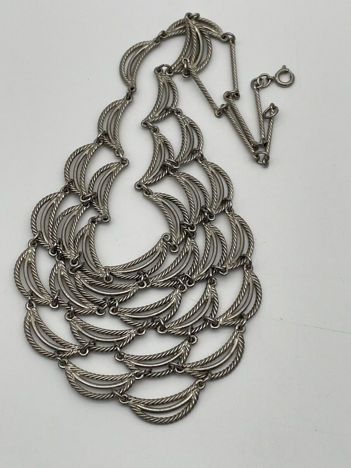 Vintage Silver Tone Ripple Cascade Necklace 16” 70s Style