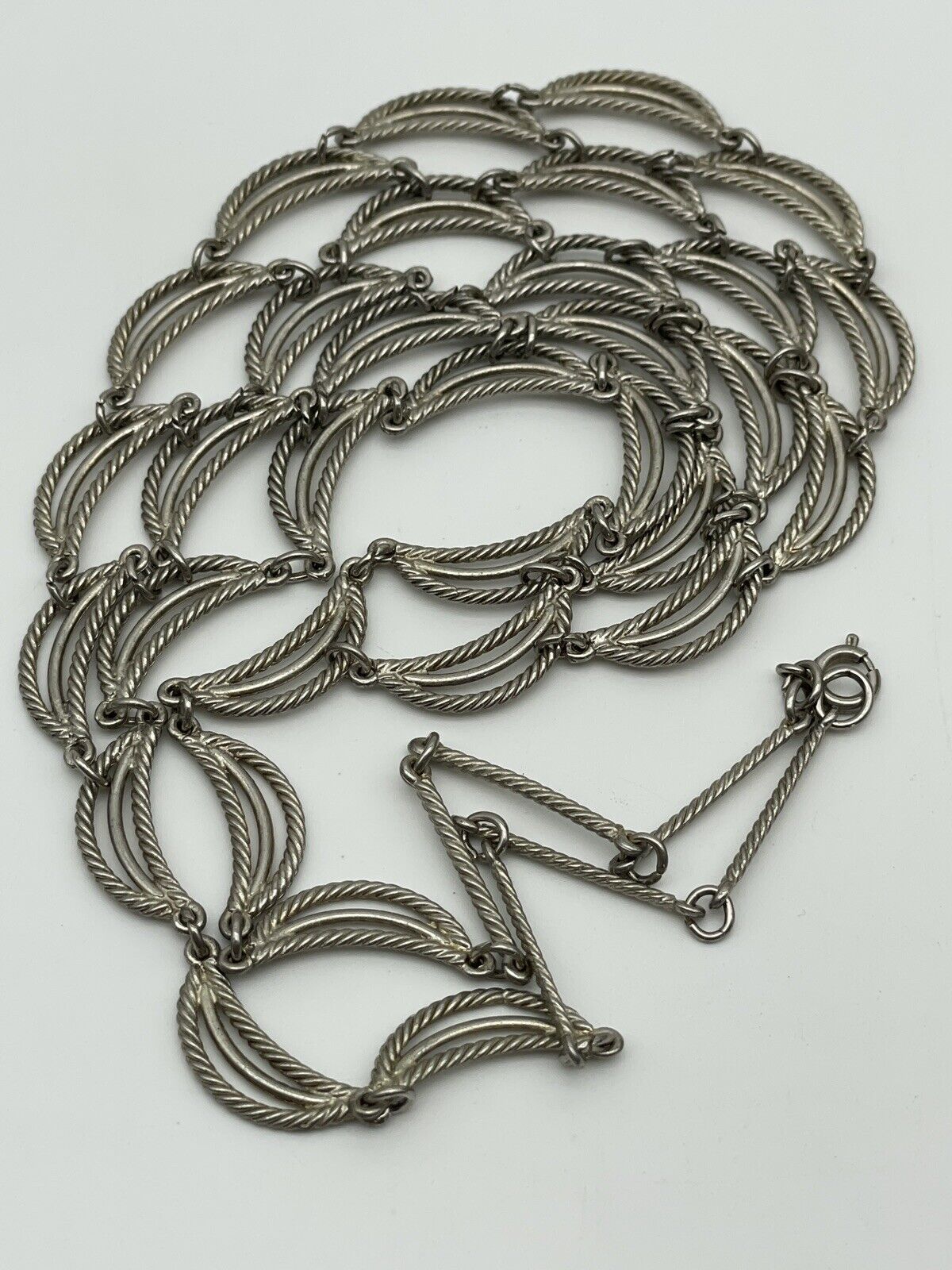 Vintage Silver Tone Ripple Cascade Necklace 16” 70s Style