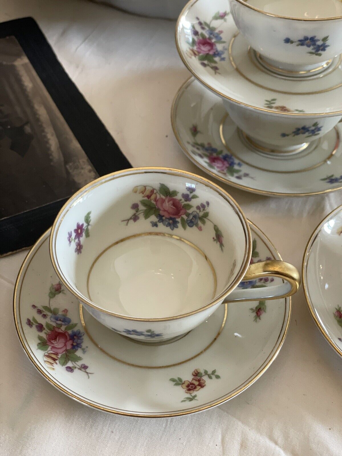 4 Espresso Cups & Saucers Demitasse Tirschenreuth The Queens Rose