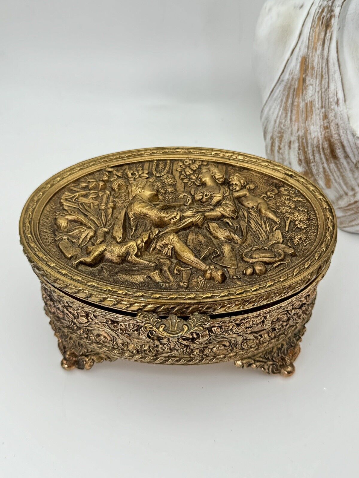 Vintage Jewelry Ormolu Casket Lovers Scene Substantial Piece Exquisite Design
