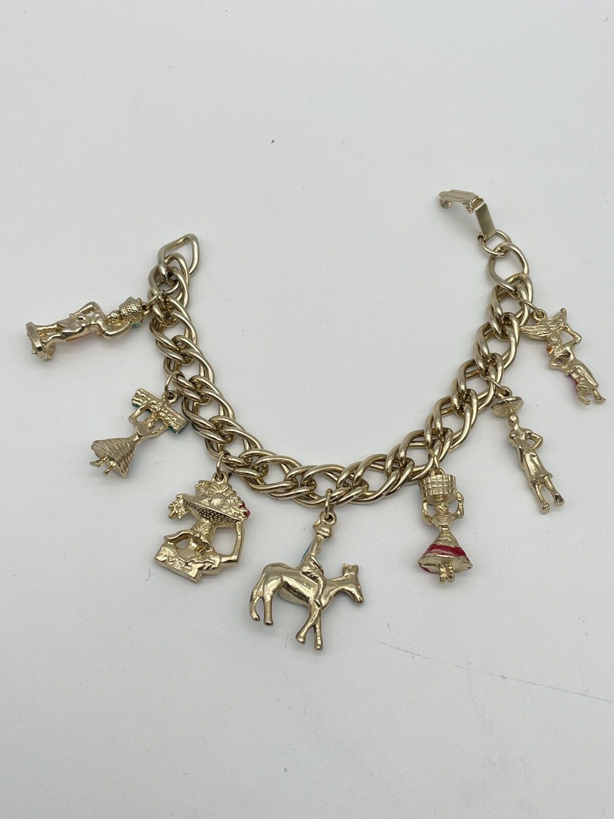 Rare Vintage Enamel South America Vacation Charm Bracelet Gold Tone 7.25”