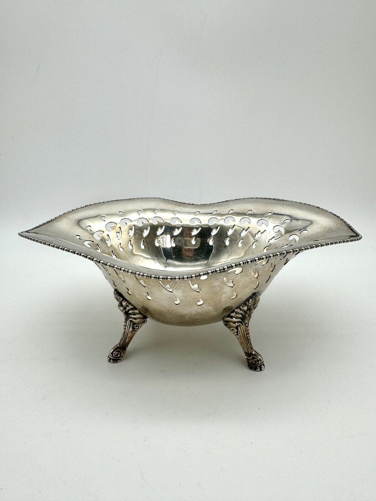 Antique Footed Bowl Serpentine Reticulated F Roger’s Quadruple Silver Plate