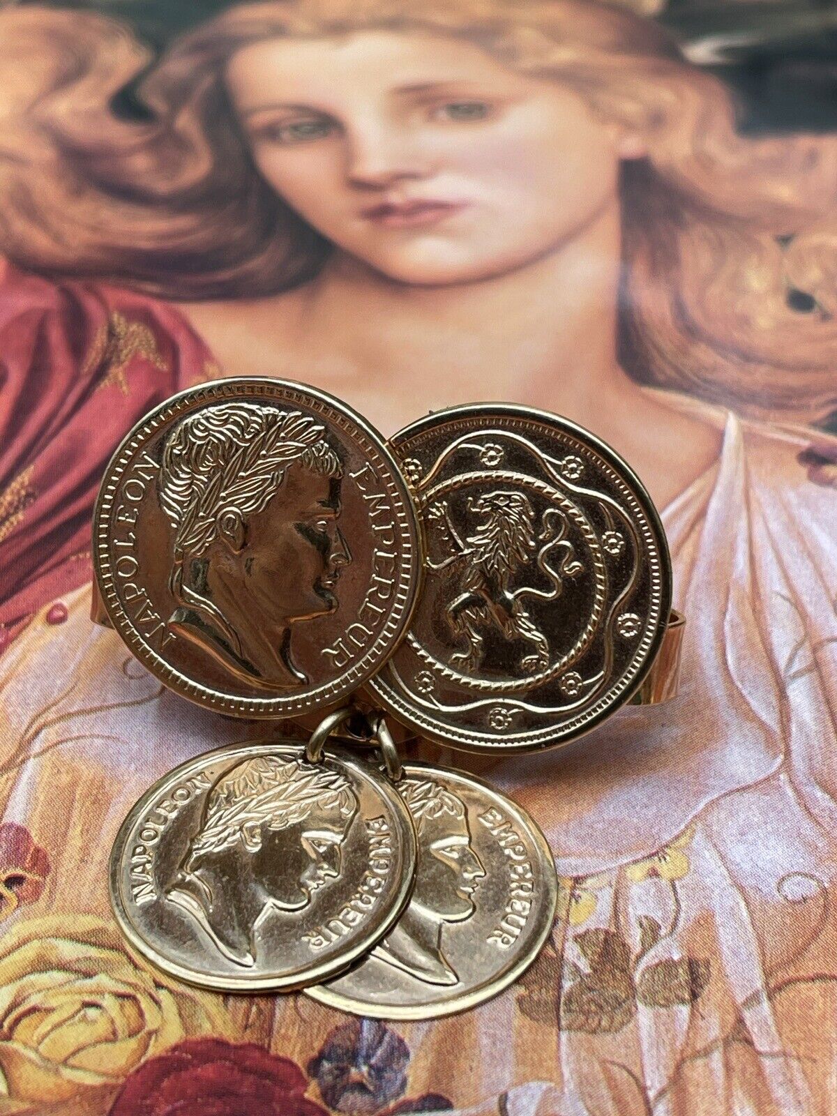 Vintage Sarah Coventry French Coin Scarf Clip Gold Tone SIGNED