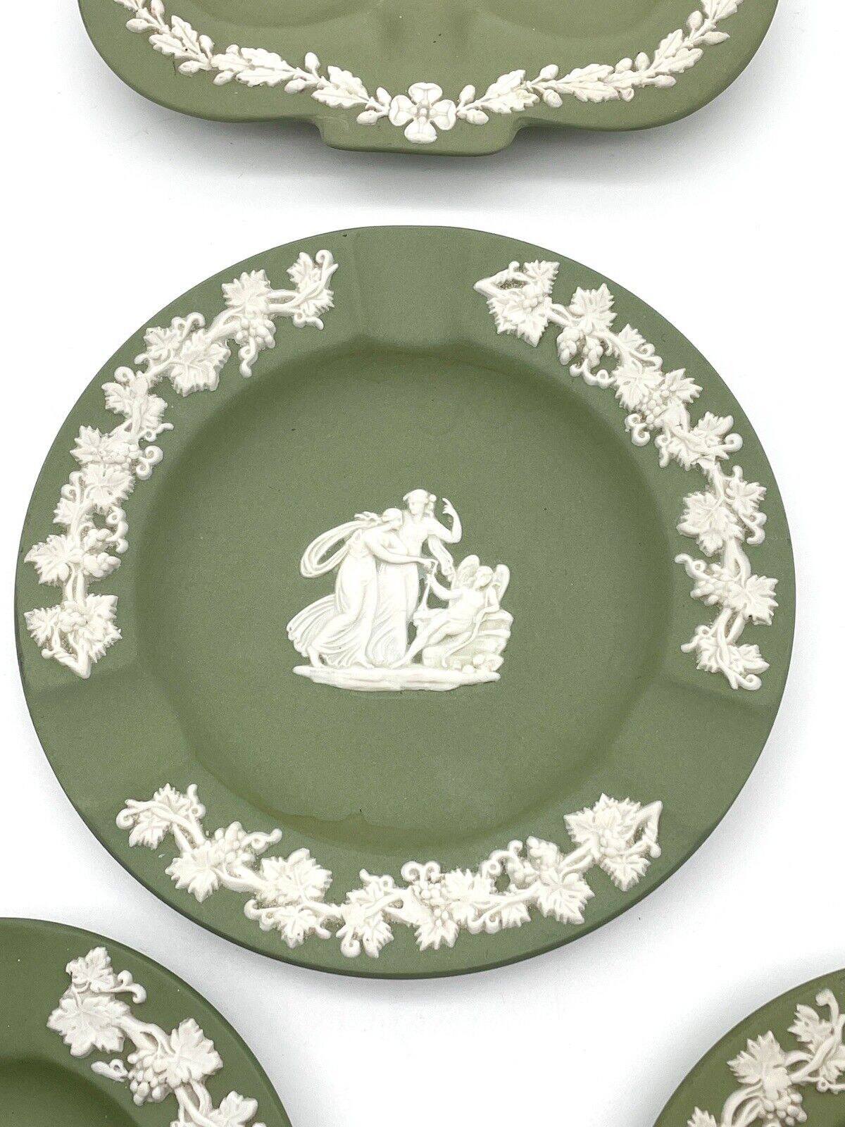 Green Wedgwood Jasperware Ashtrays Set Of 4 50s & 60s Vintage