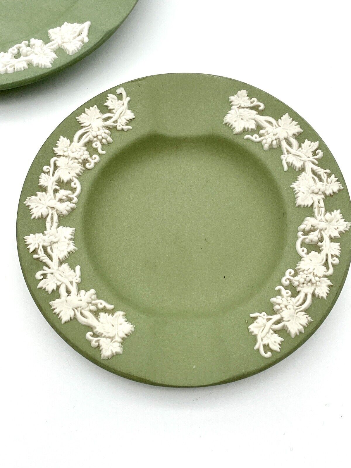Green Wedgwood Jasperware Ashtrays Set Of 4 50s & 60s Vintage
