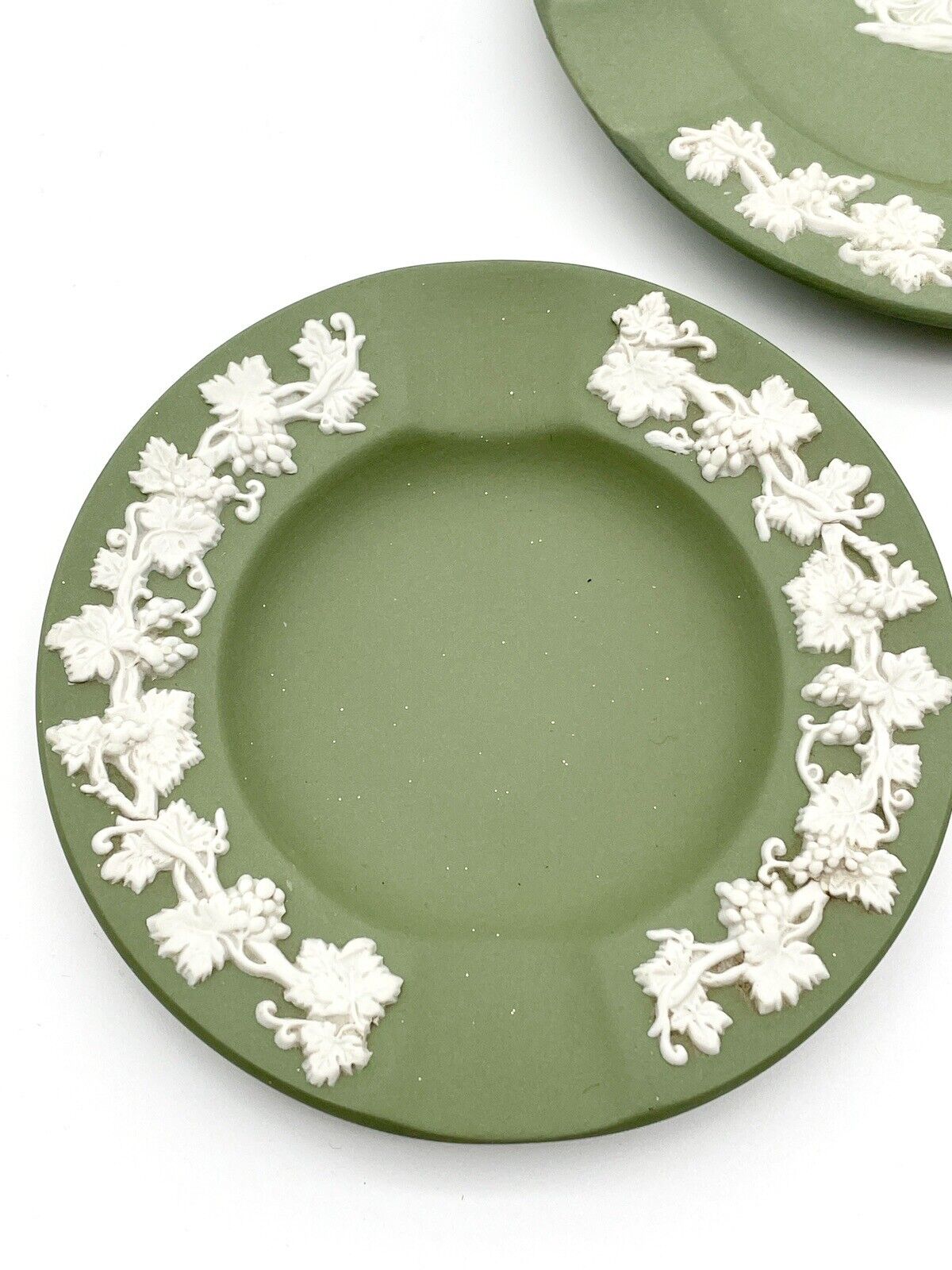 Green Wedgwood Jasperware Ashtrays Set Of 4 50s & 60s Vintage