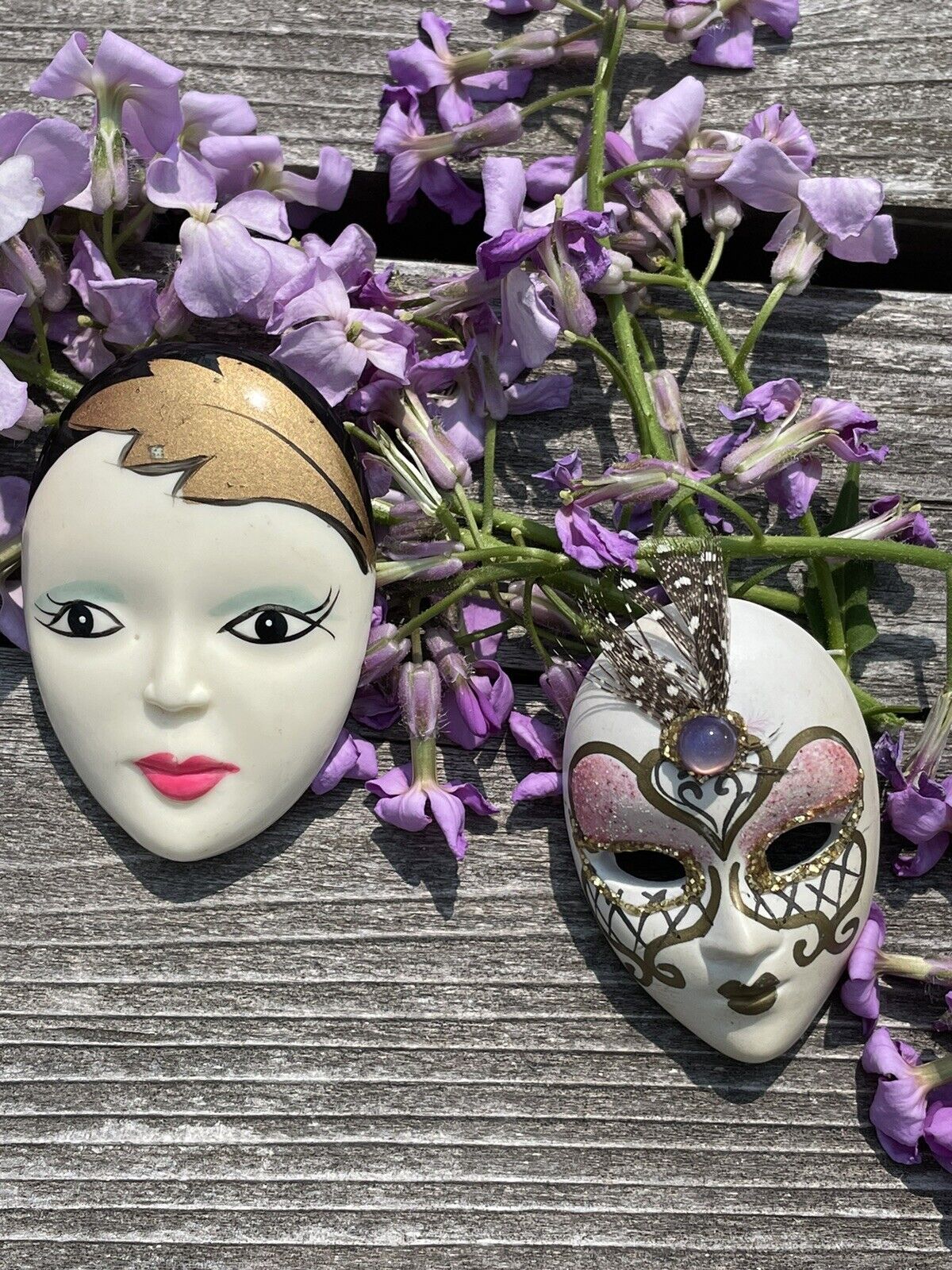 Brooch Set Masquerade Mask Design Oval Pin Vintage 80s ERA Estate Jewelry