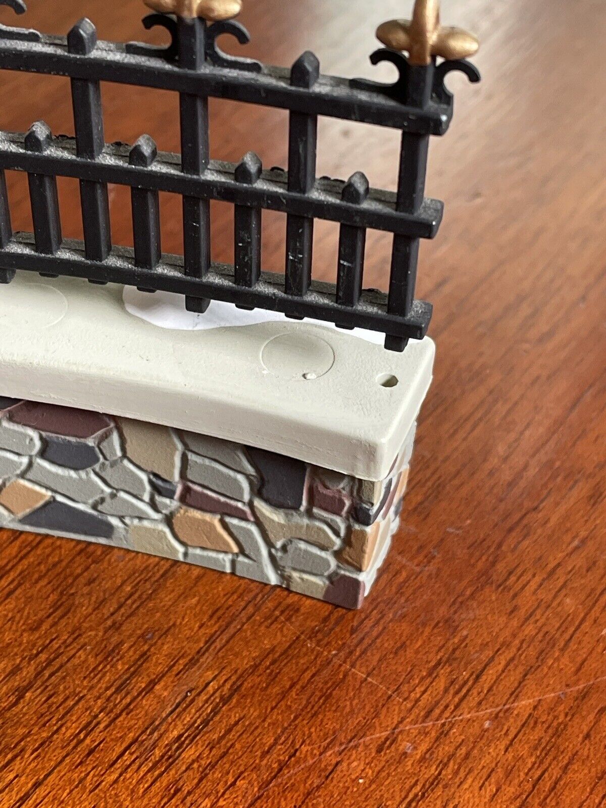Dept 56 All Around the Park Village Replacement Fence With Wall