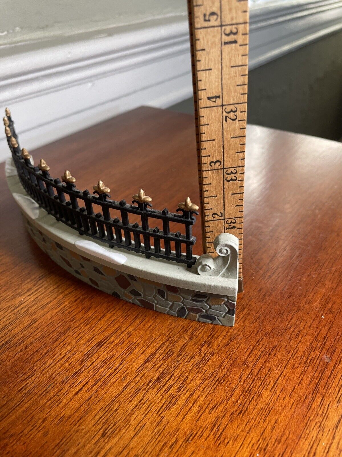 Dept 56 All Around the Park Village Replacement Fence With Wall