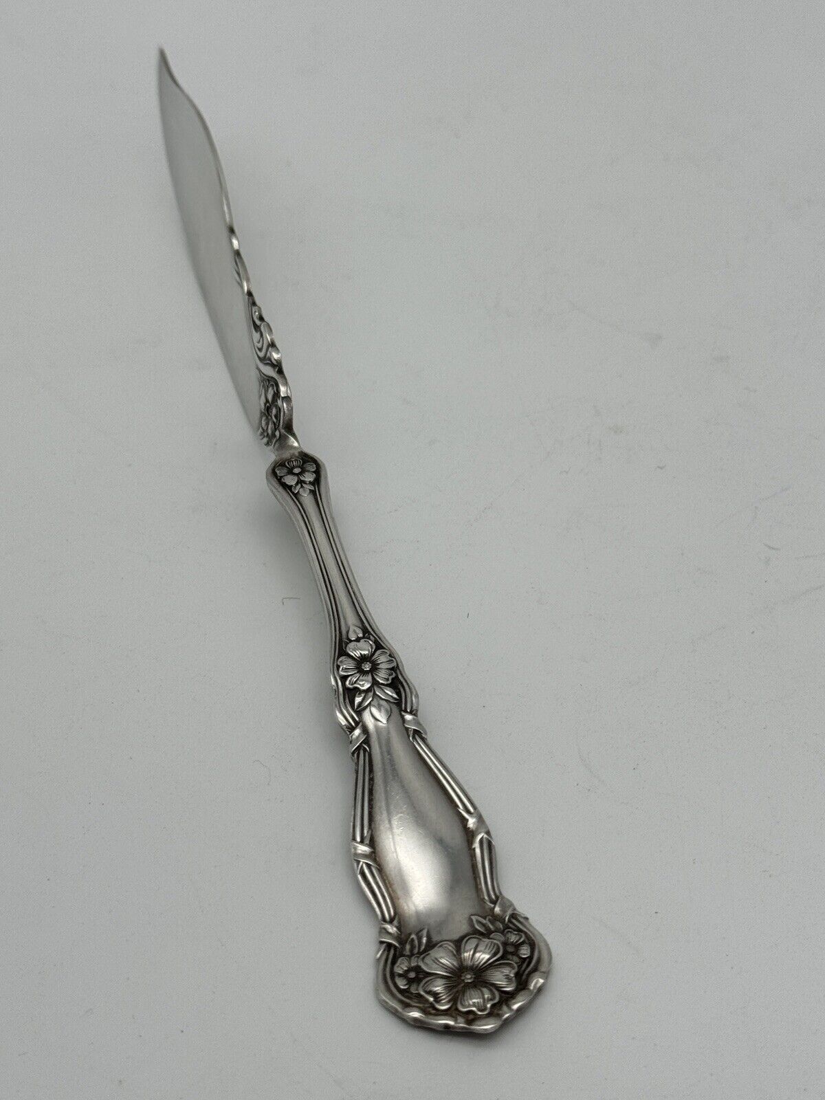 Antique Arbutus 1908 Butter Knife Twisted Handle Wm Rogers MFG & Co AA