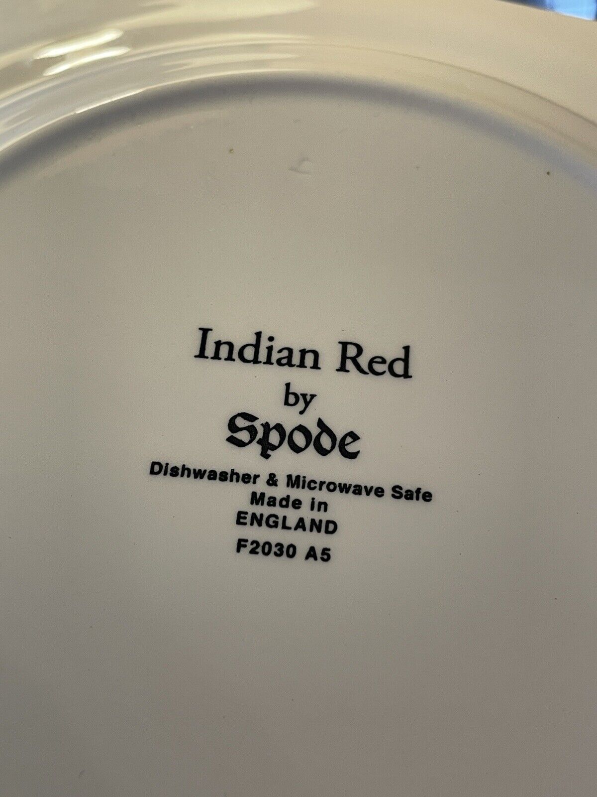 Set Of 4 Indian Red Spode Luncheon Plates Serpentine Square 9”