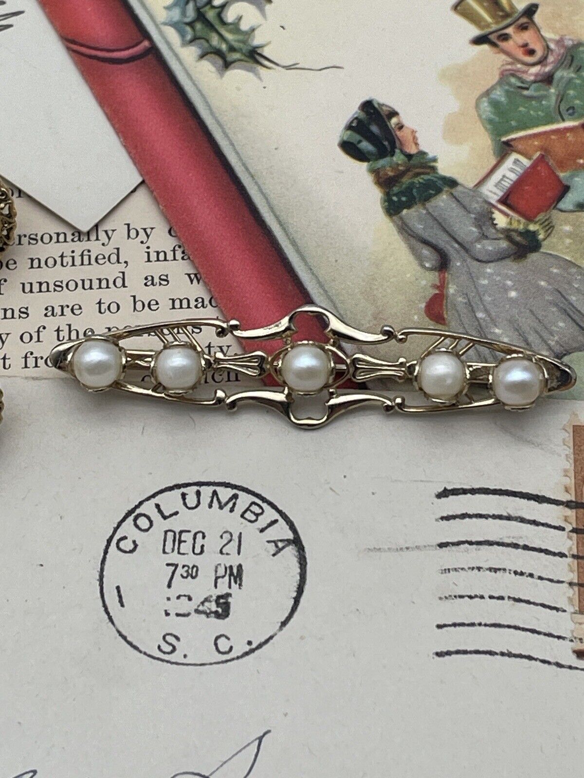 Gold Tone Filigree Pin With Faux Pearls & Clip-on Earrings