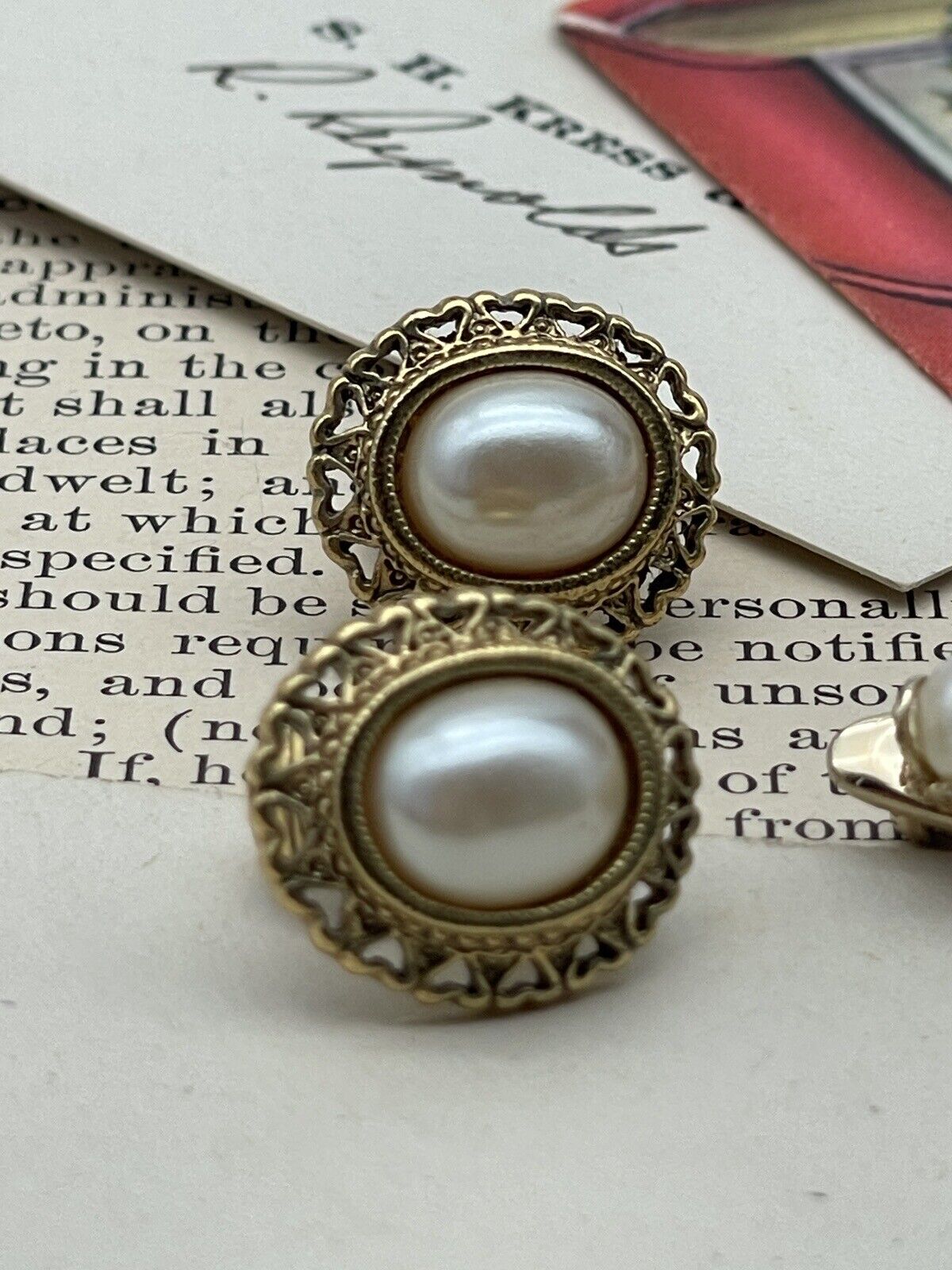 Gold Tone Filigree Pin With Faux Pearls & Clip-on Earrings