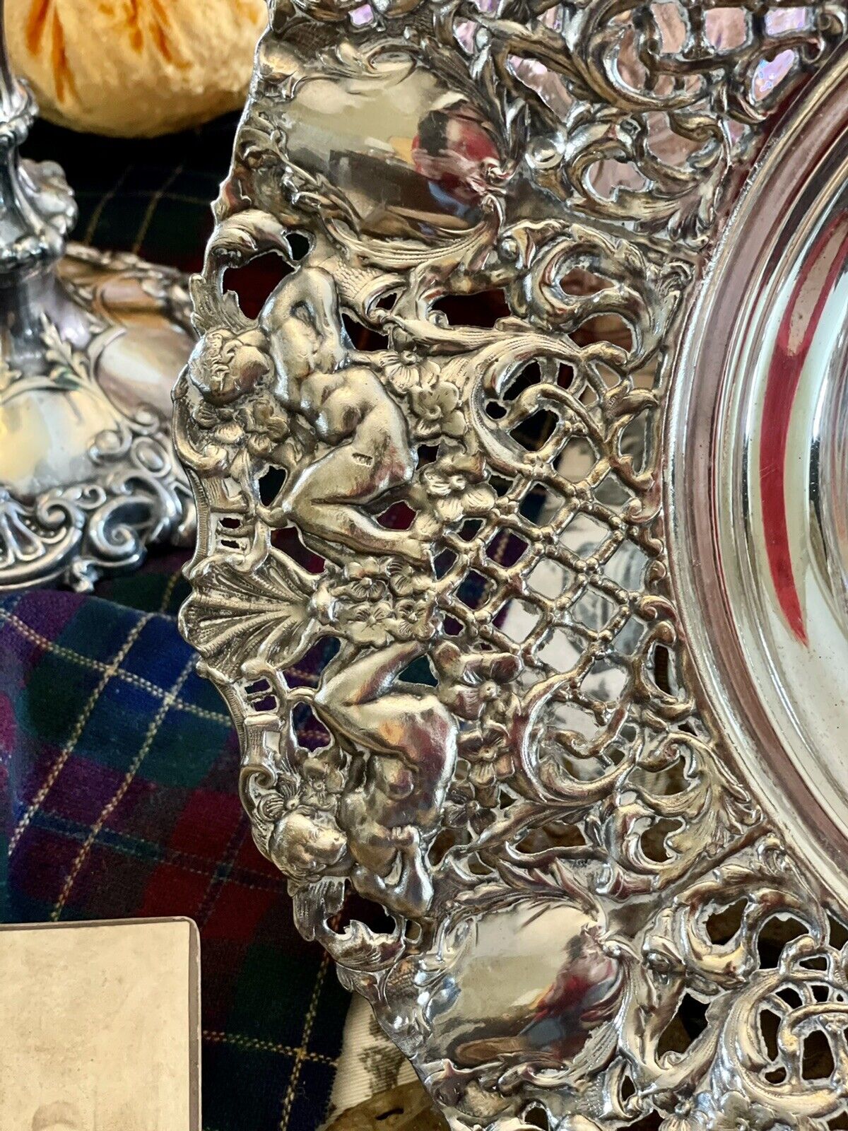 FOOTED BOWL WITH CHERUBS RETICULATED Silverplate Exquisite WA SPAIN