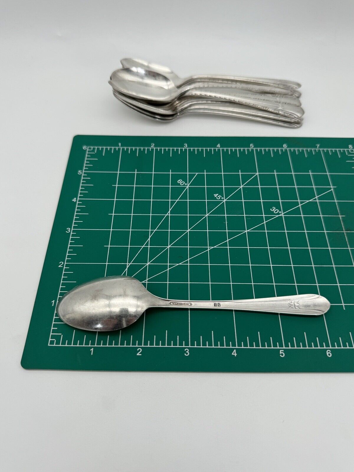 12 ART DECO c1939 REGENT Silver plated Teaspooons Wm. Rogers IS