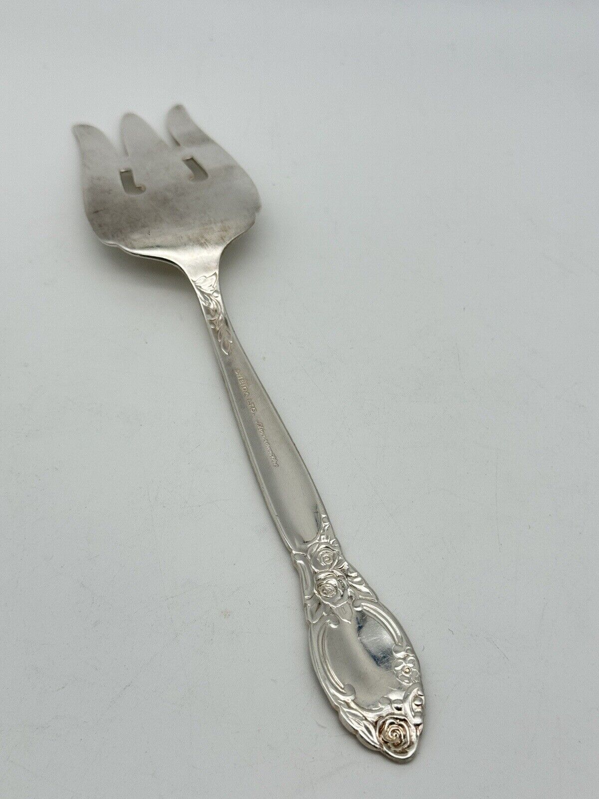 Ballad / Country Lane silverplate oneida Cold Meat Serving Fork