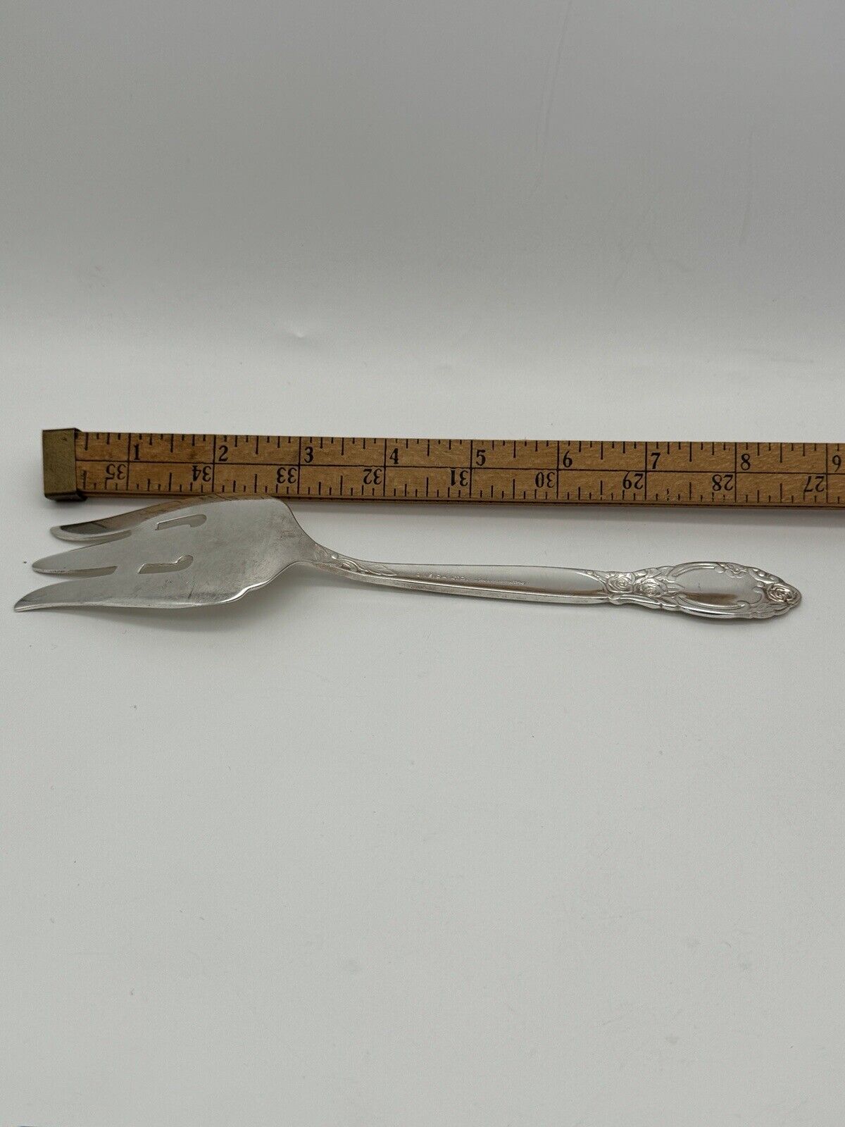 Ballad / Country Lane silverplate oneida Cold Meat Serving Fork