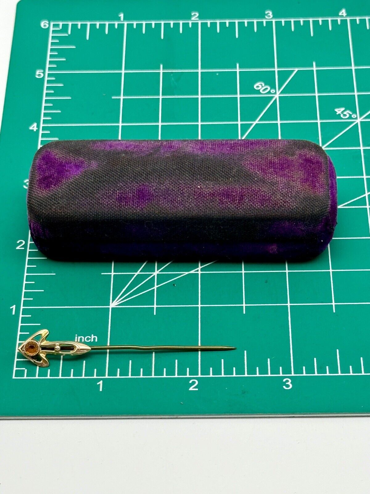 Antique Purple Velvet Jewelry Case With Gold Tone Stick Pin Arrow Design