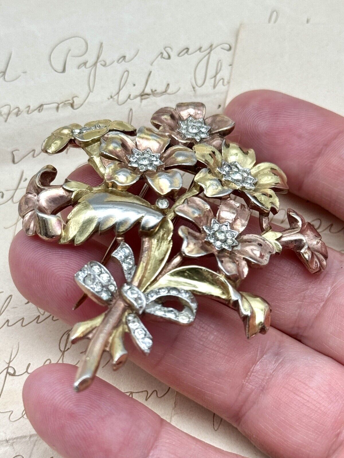 Unsigned TRIFARI Fur Clip 3” Floral Bouquet With Tied Pave Bow Two Tone