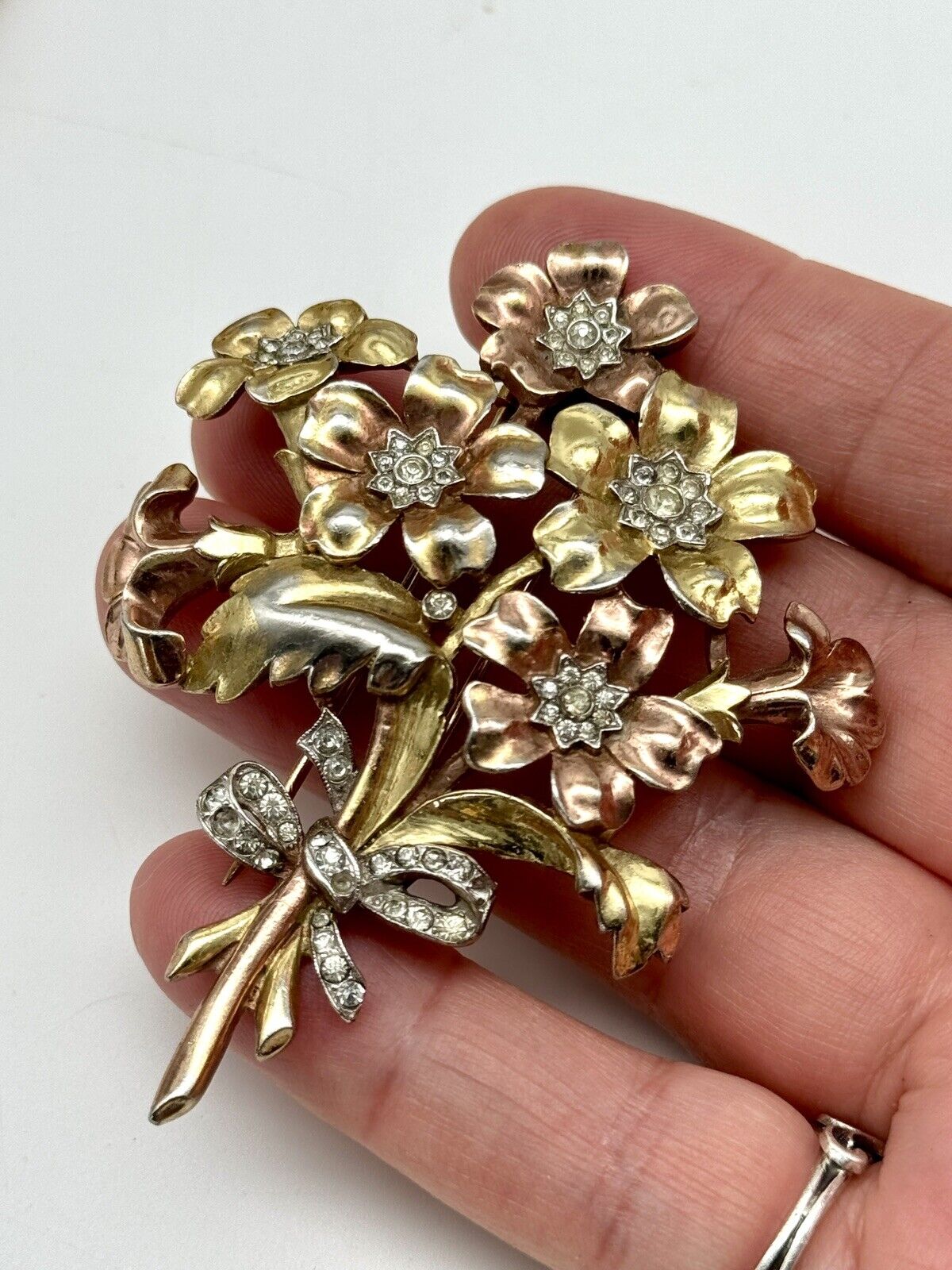 Unsigned TRIFARI Fur Clip 3” Floral Bouquet With Tied Pave Bow Two Tone