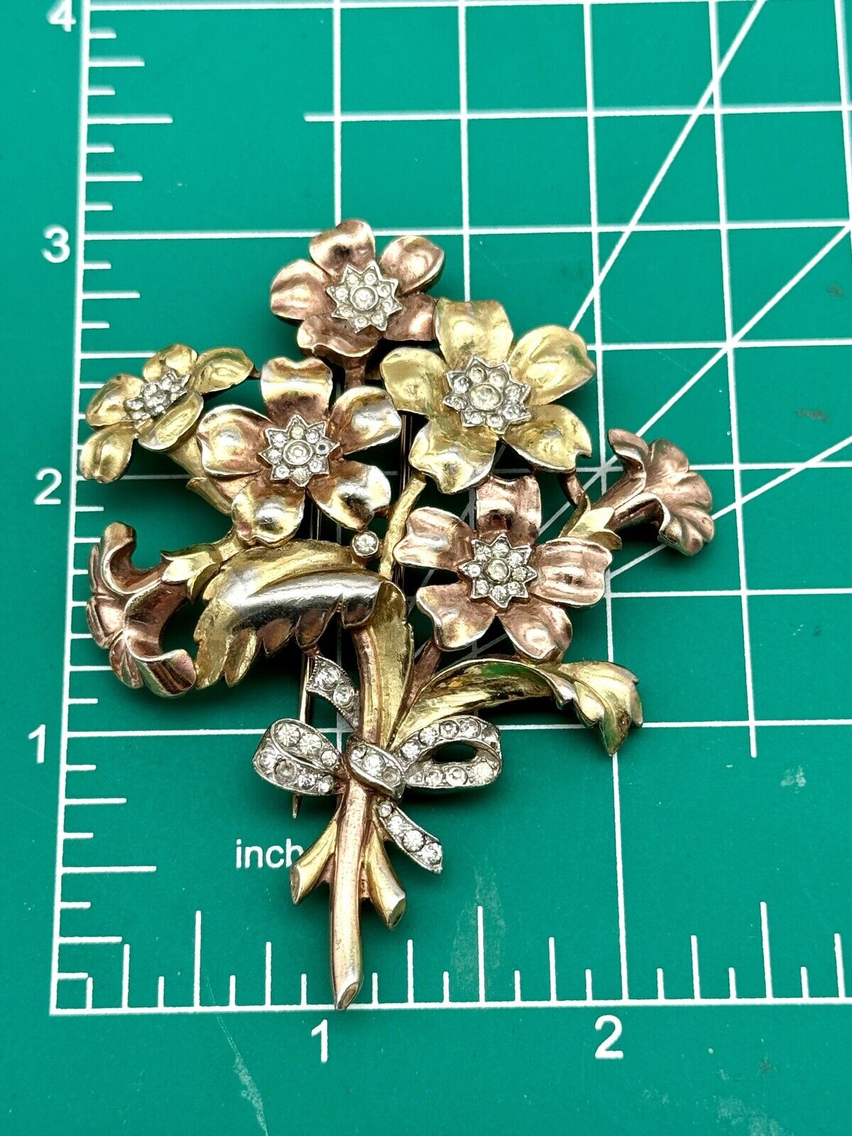 Unsigned TRIFARI Fur Clip 3” Floral Bouquet With Tied Pave Bow Two Tone