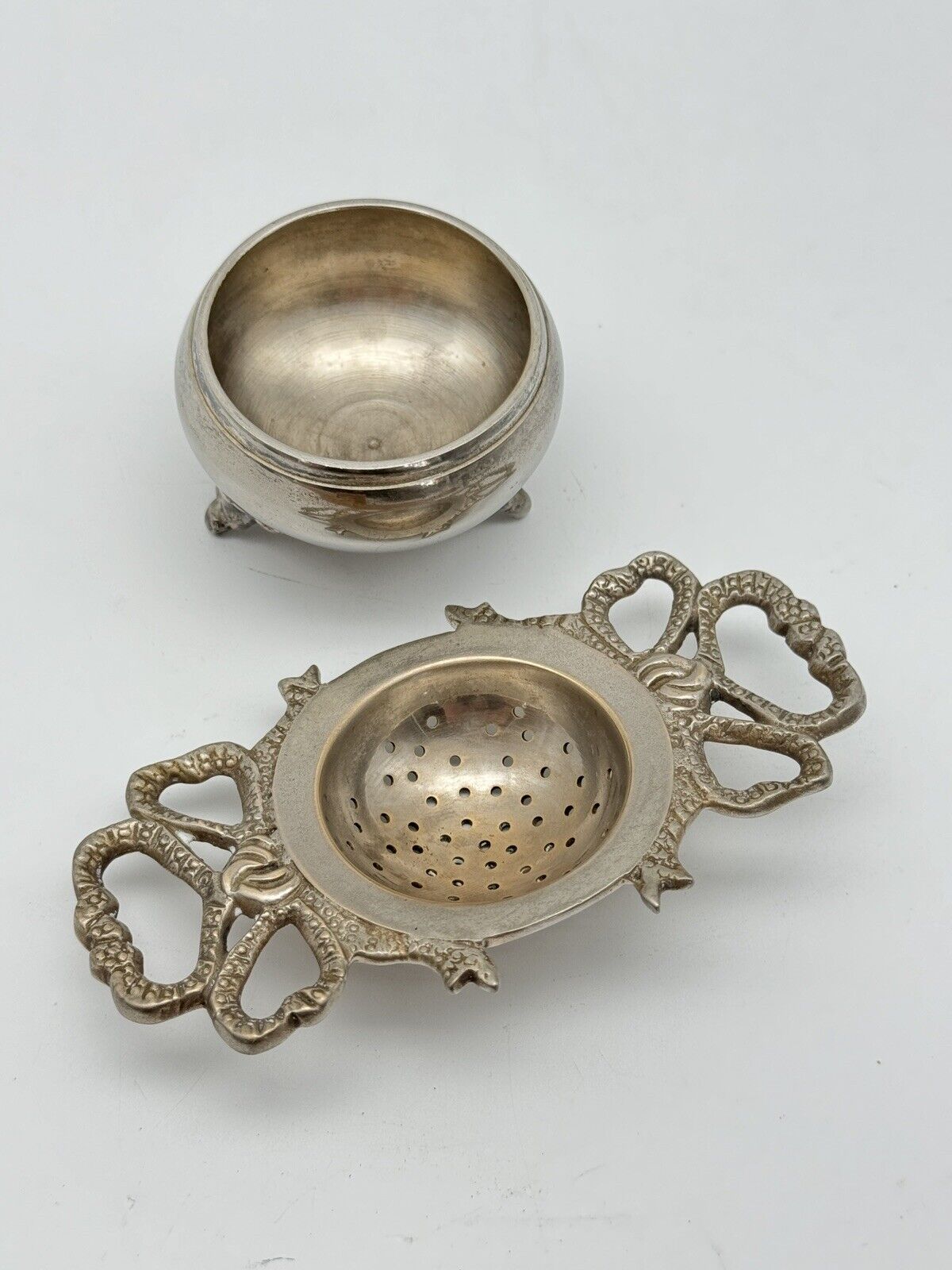 Vintage Silverplate Tea Strainer Bow Motif & Stand