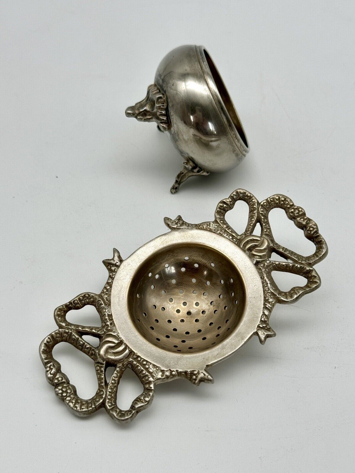Vintage Silverplate Tea Strainer Bow Motif & Stand
