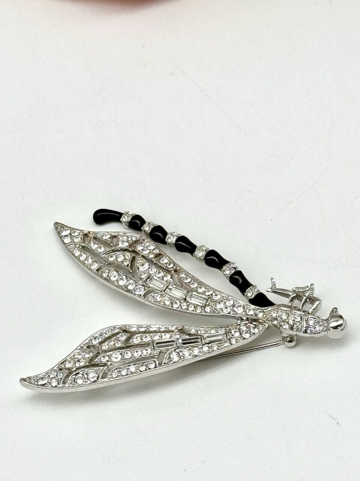 KENNETH J LANE KJL BRILLIANT CRYSTAL ENAMEL DRAGONFLY BROOCH PIN Original Case