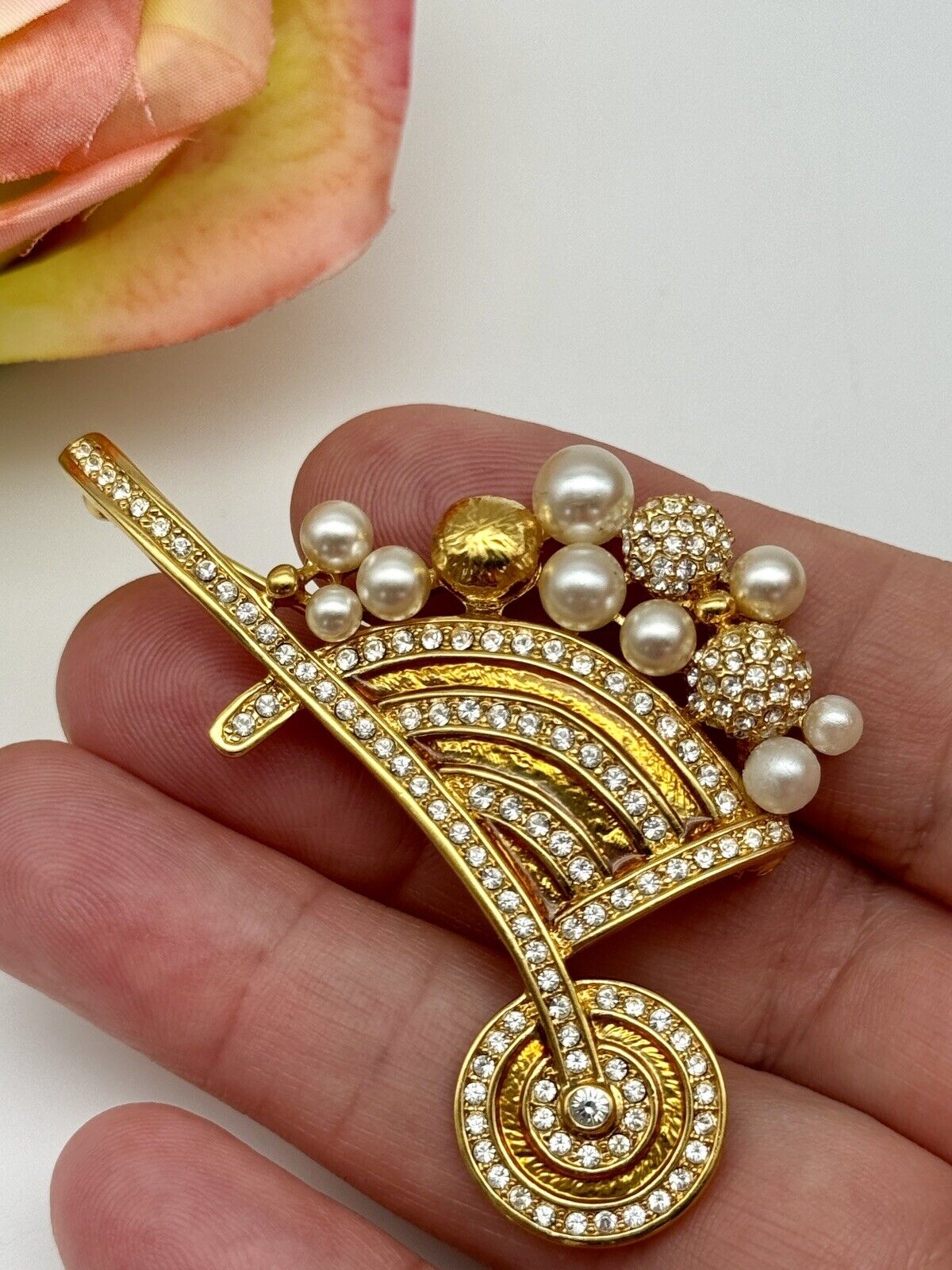CAMROSE & Kross Jackie Kennedy Wheelbarrow Brooch READ‼️