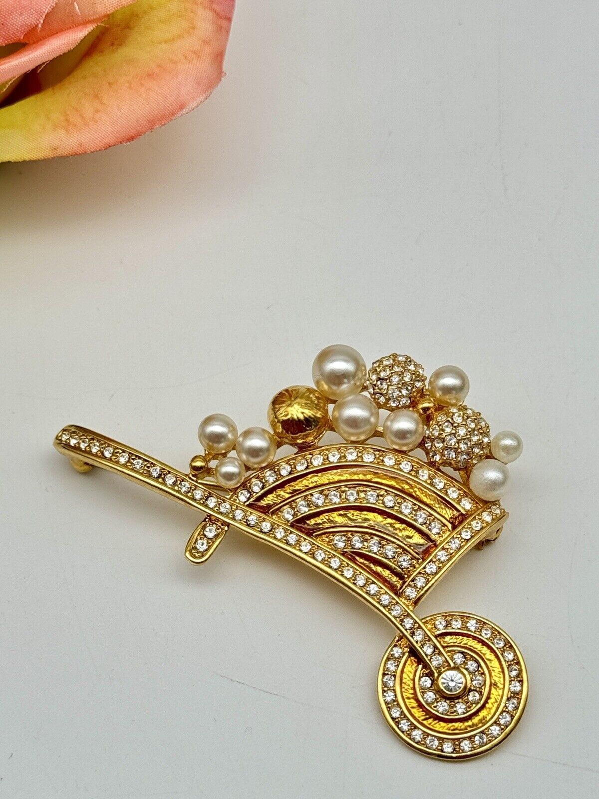 CAMROSE & Kross Jackie Kennedy Wheelbarrow Brooch READ‼️